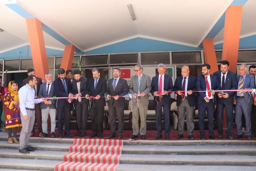 ساحه سبز و میدان ورزشی دانشگاه بلخ رسما افتتاح گردید